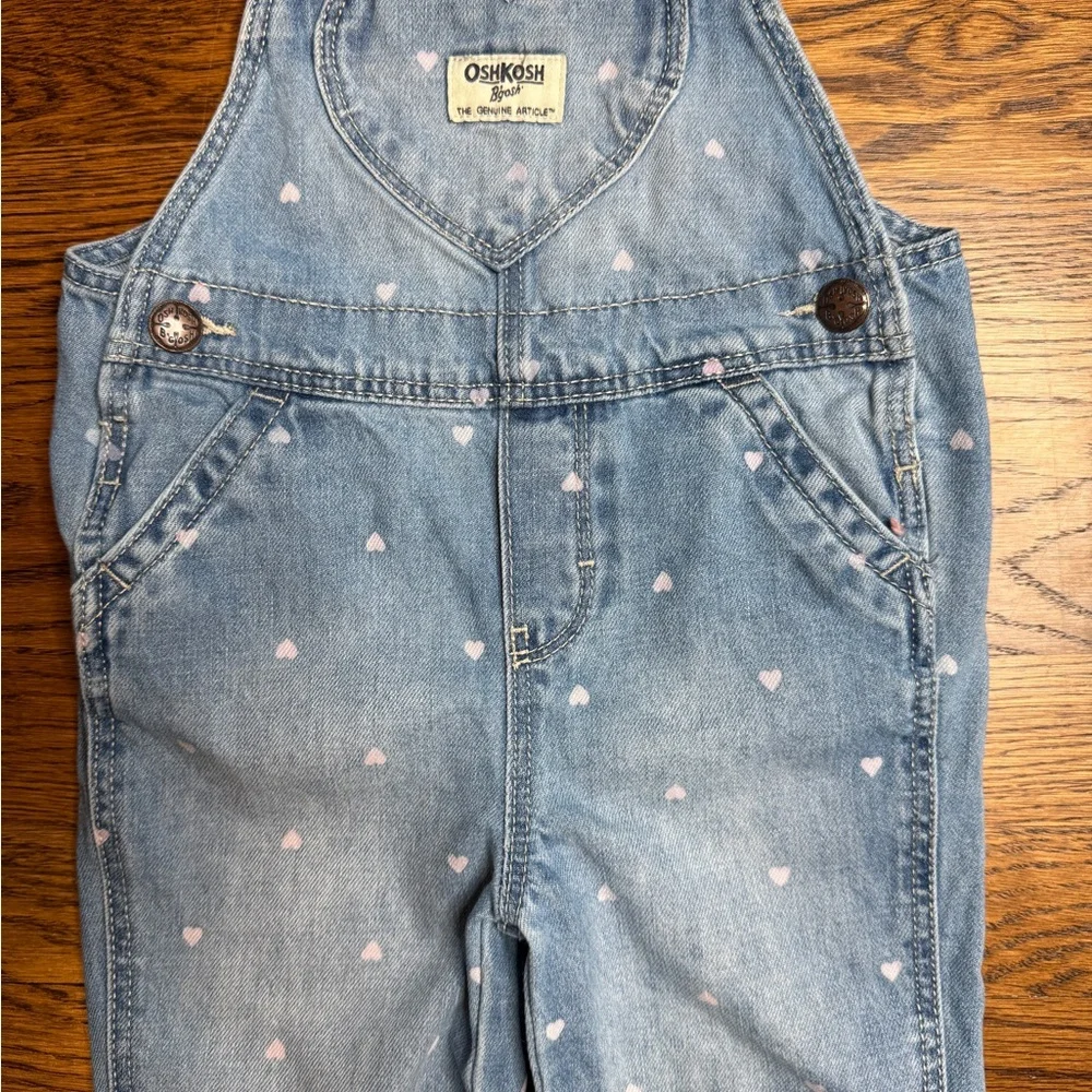 OshKosh B'gosh Girls Light Blue Denim Overalls Pink Hearts Prints Valentine’s 2T